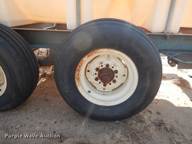 image for item DJ4755 Nurse tank trailer