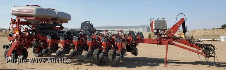 image for item DJ4756 2011 Case IH Early Riser 1250 planter