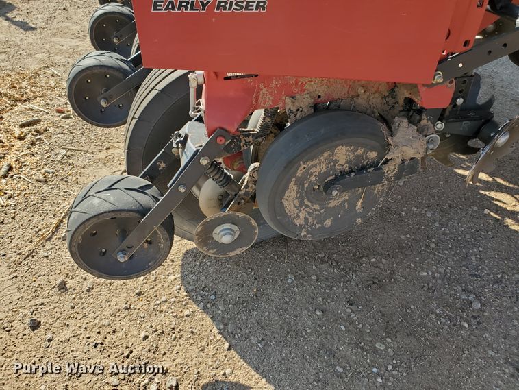 image for item DJ4756 2011 Case IH Early Riser 1250 planter