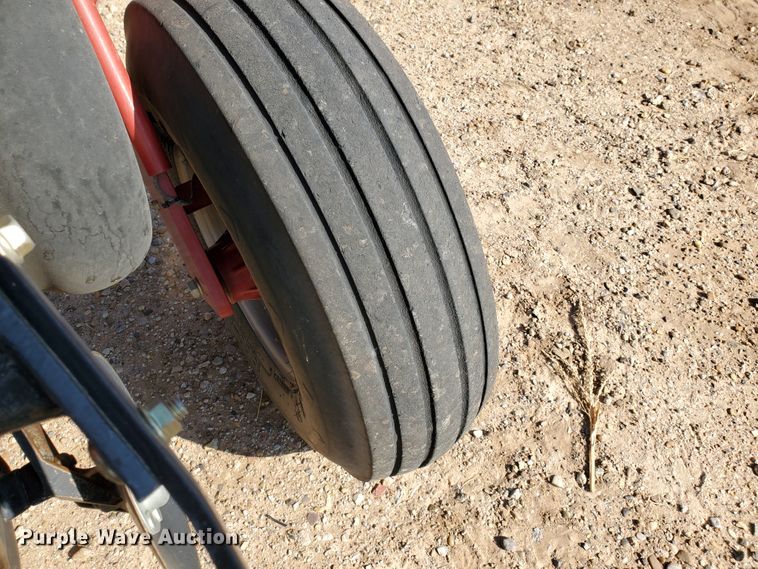 image for item DJ4756 2011 Case IH Early Riser 1250 planter