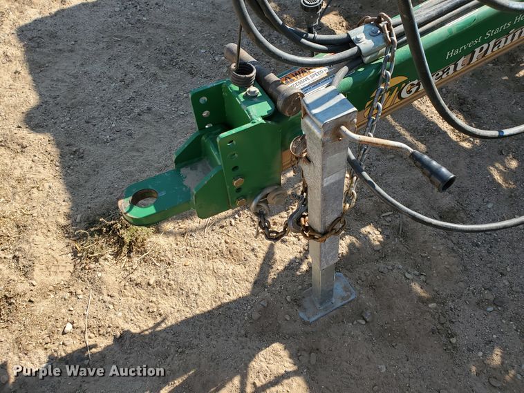 image for item DJ4757 2017 Great Plains YP825A-16TR twin row planter