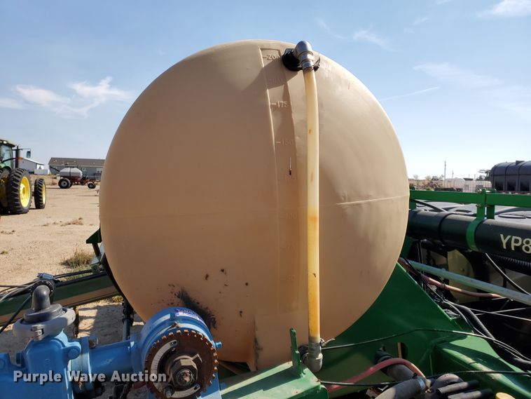 image for item DJ4757 2017 Great Plains YP825A-16TR twin row planter