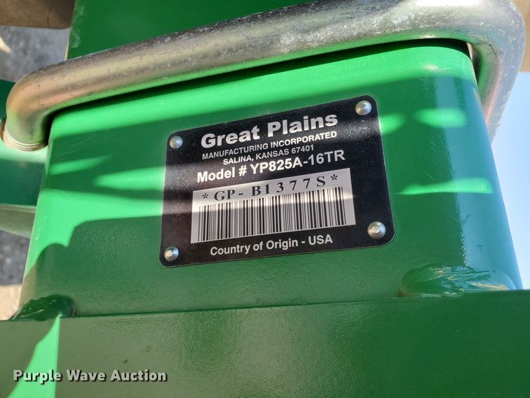 image for item DJ4757 2017 Great Plains YP825A-16TR twin row planter