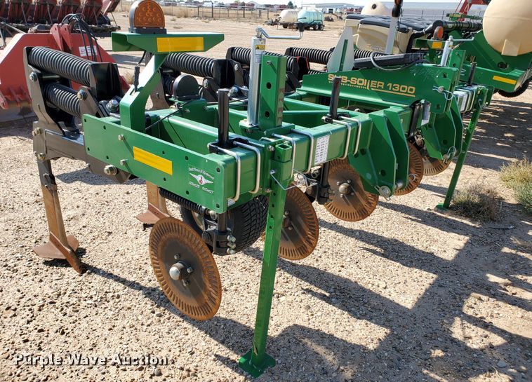 image for item DJ4758 2018 Great Plains Sub-Soiler 1300 vertical tillage