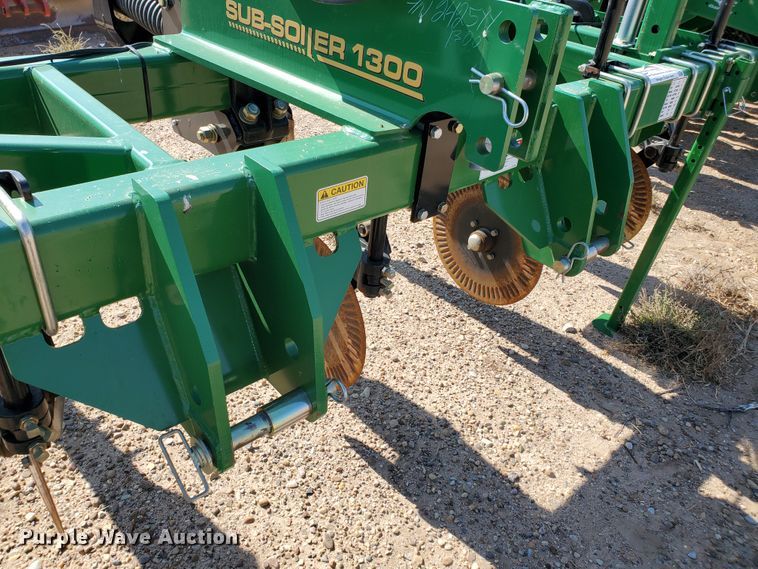image for item DJ4758 2018 Great Plains Sub-Soiler 1300 vertical tillage