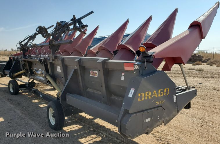 image for item DJ4760 2012 Drago N12 corn head