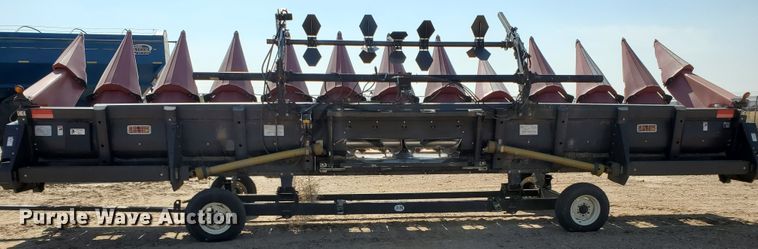 image for item DJ4760 2012 Drago N12 corn head