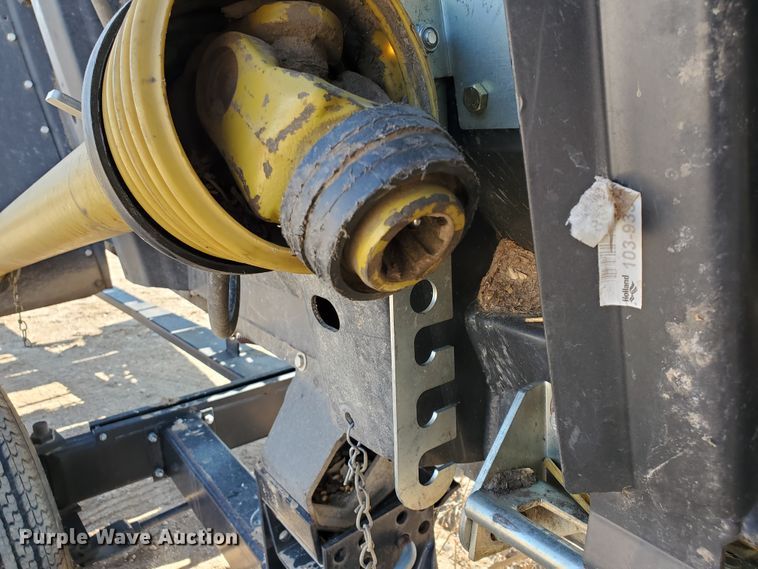 image for item DJ4760 2012 Drago N12 corn head