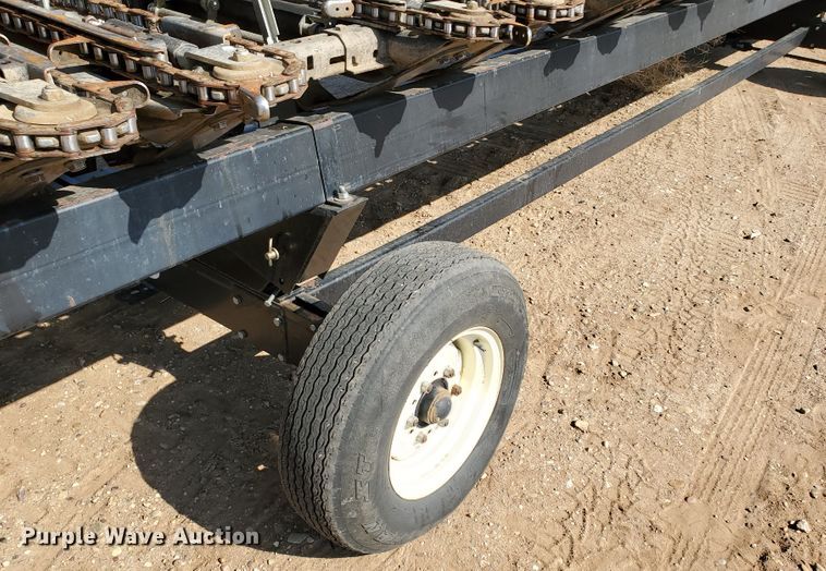 image for item DJ4760 2012 Drago N12 corn head