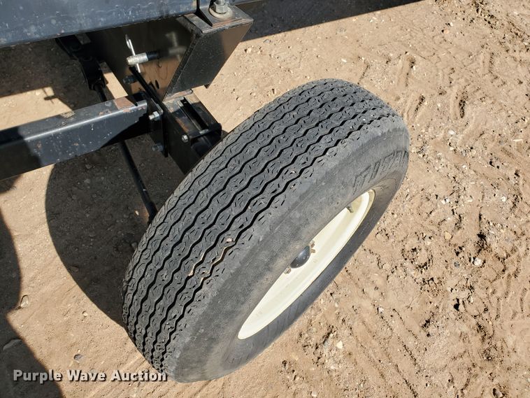 image for item DJ4760 2012 Drago N12 corn head