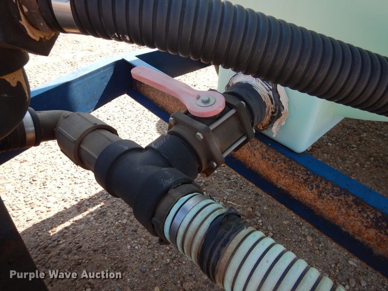 image for item DJ4761 Nurse tank trailer