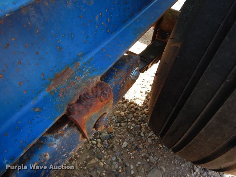 image for item DJ4761 Nurse tank trailer