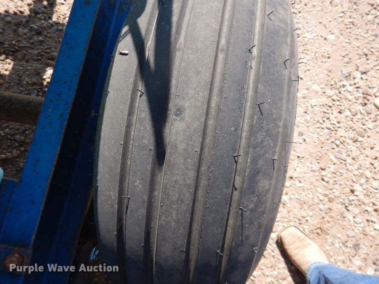 image for item DJ4761 Nurse tank trailer