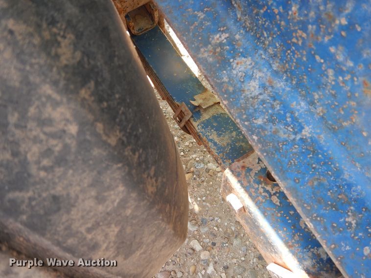 image for item DJ4762 Nurse tank trailer