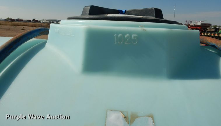 image for item DJ4762 Nurse tank trailer