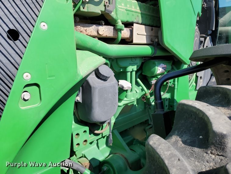 image for item DJ4763 2010 John Deere 8320R  MFWD tractor