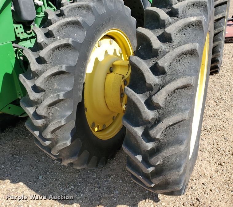 image for item DJ4763 2010 John Deere 8320R  MFWD tractor