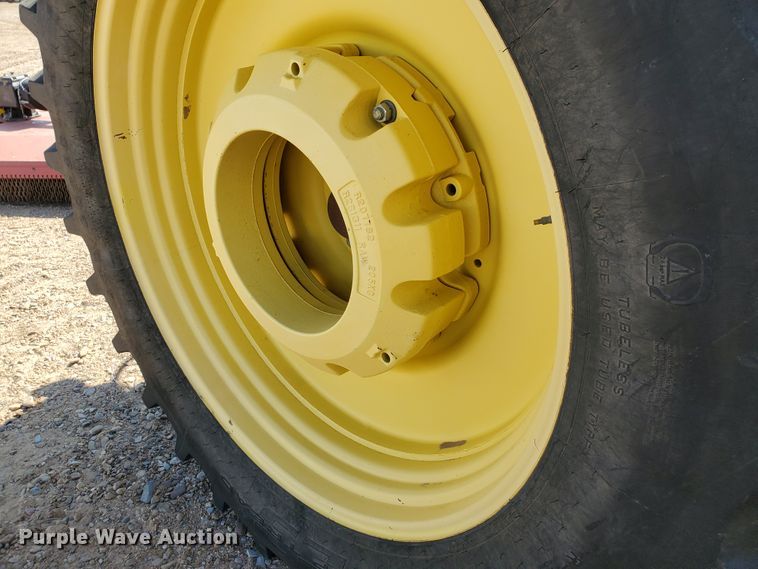 image for item DJ4763 2010 John Deere 8320R  MFWD tractor