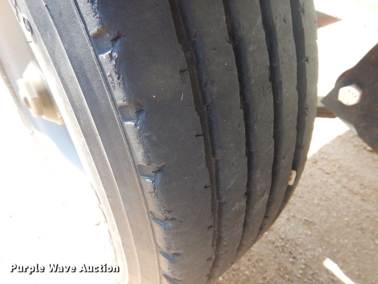 image for item DJ4765 2010 Par-Kan PK-341435 seed tender trailer