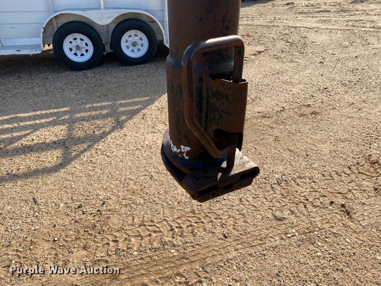 image for item DJ4767 2005 Donahue nurse tank trailer