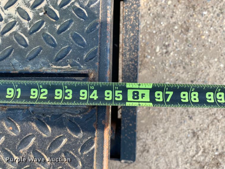 image for item DJ4767 2005 Donahue nurse tank trailer