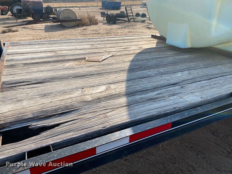 image for item DJ4767 2005 Donahue nurse tank trailer