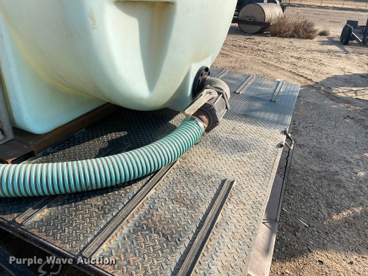 image for item DJ4767 2005 Donahue nurse tank trailer