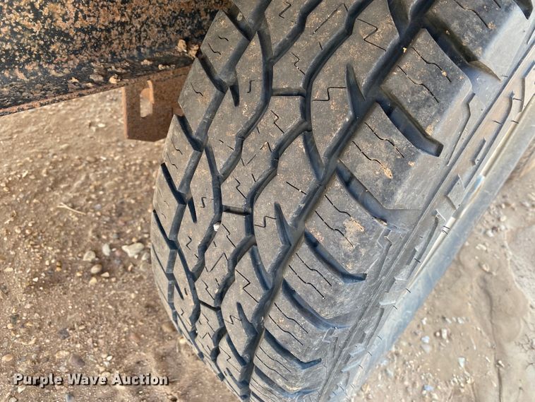 image for item DJ4767 2005 Donahue nurse tank trailer