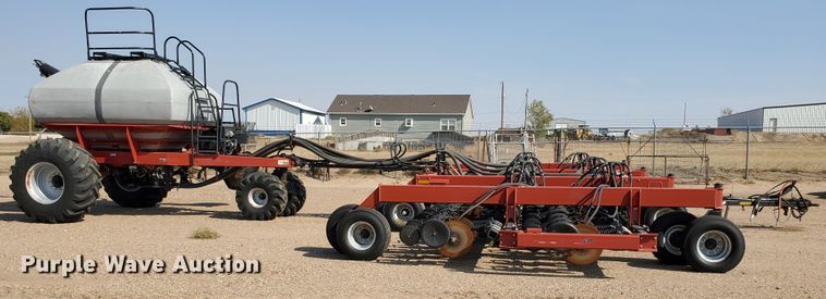 image for item DJ4770 2010 Case IH Precision Disk 40 air seeder