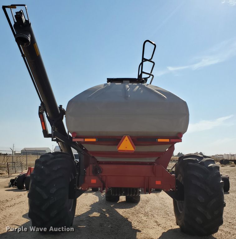 image for item DJ4770 2010 Case IH Precision Disk 40 air seeder