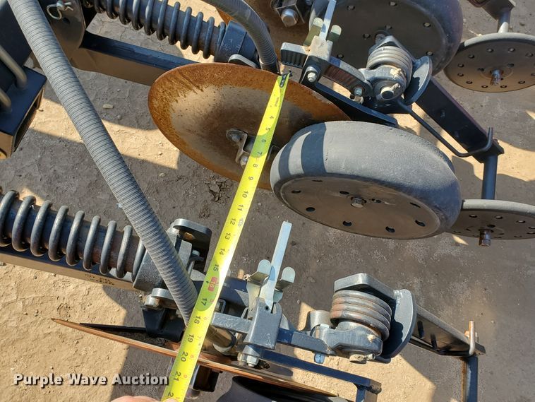 image for item DJ4770 2010 Case IH Precision Disk 40 air seeder