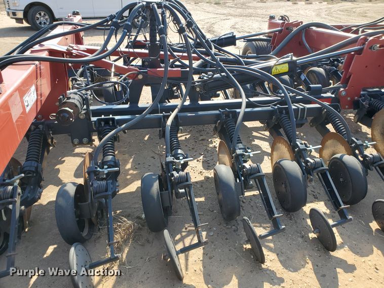 image for item DJ4770 2010 Case IH Precision Disk 40 air seeder