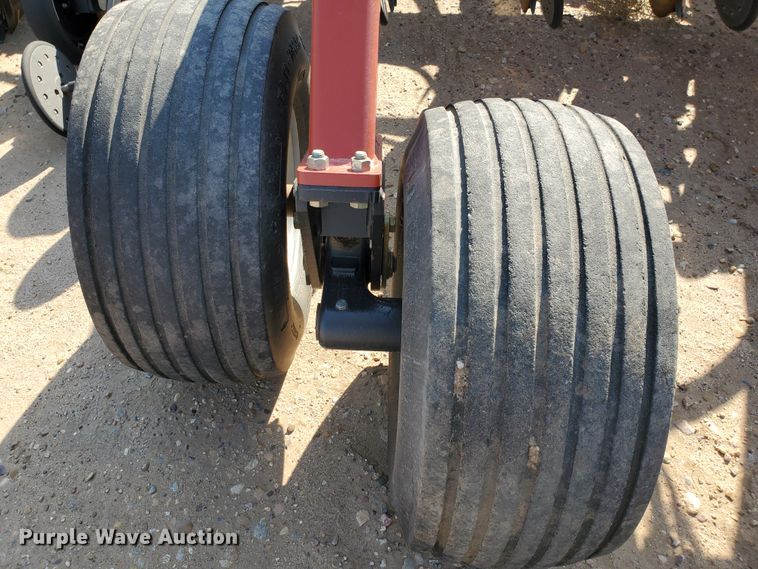 image for item DJ4770 2010 Case IH Precision Disk 40 air seeder