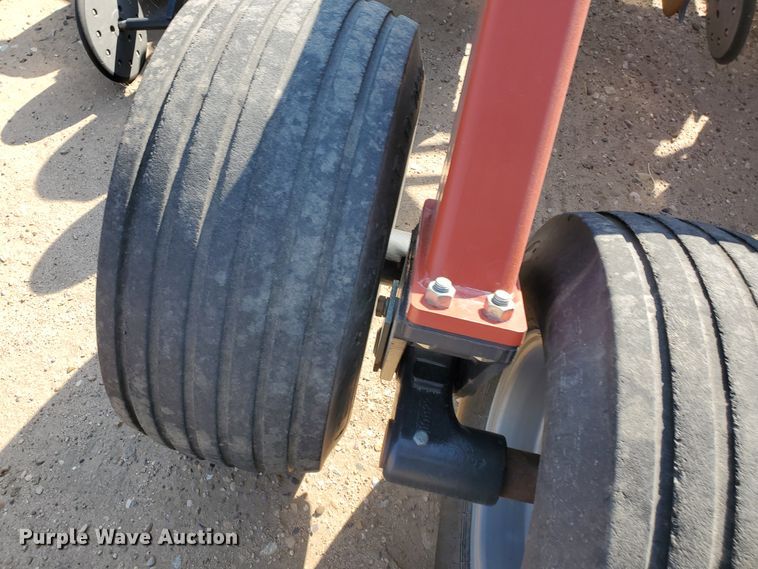 image for item DJ4770 2010 Case IH Precision Disk 40 air seeder