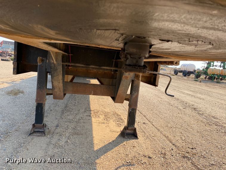 image for item DJ4771 2009 Neville sprayer trailer