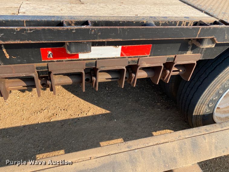 image for item DJ4771 2009 Neville sprayer trailer