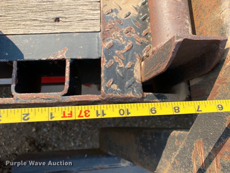 image for item DJ4771 2009 Neville sprayer trailer