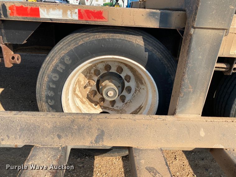 image for item DJ4771 2009 Neville sprayer trailer