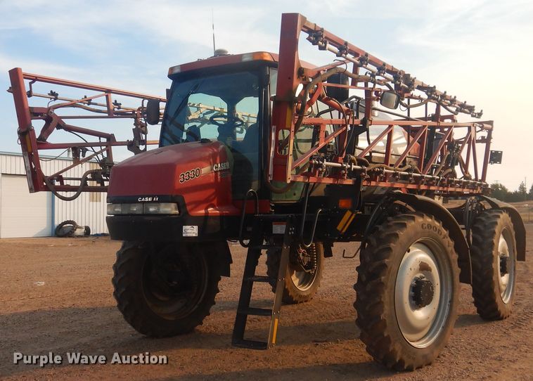 image for item DJ4774 2011 Case IH Patriot 3330  sprayer