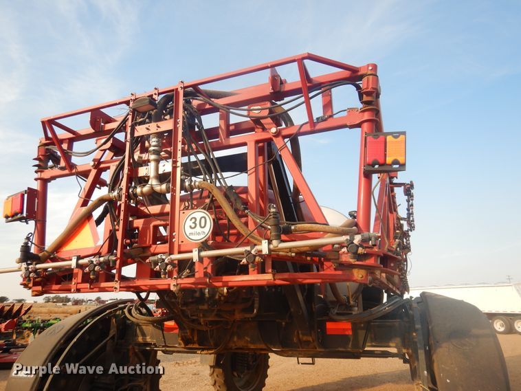 image for item DJ4774 2011 Case IH Patriot 3330  sprayer
