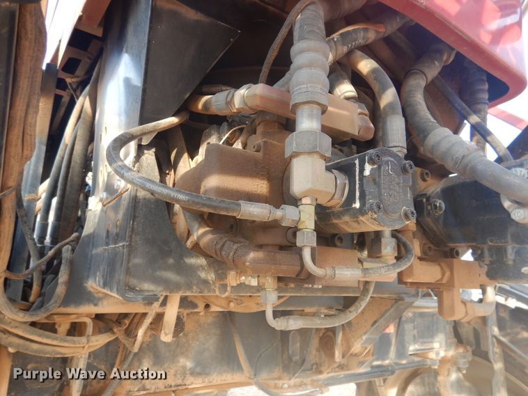 image for item DJ4774 2011 Case IH Patriot 3330  sprayer