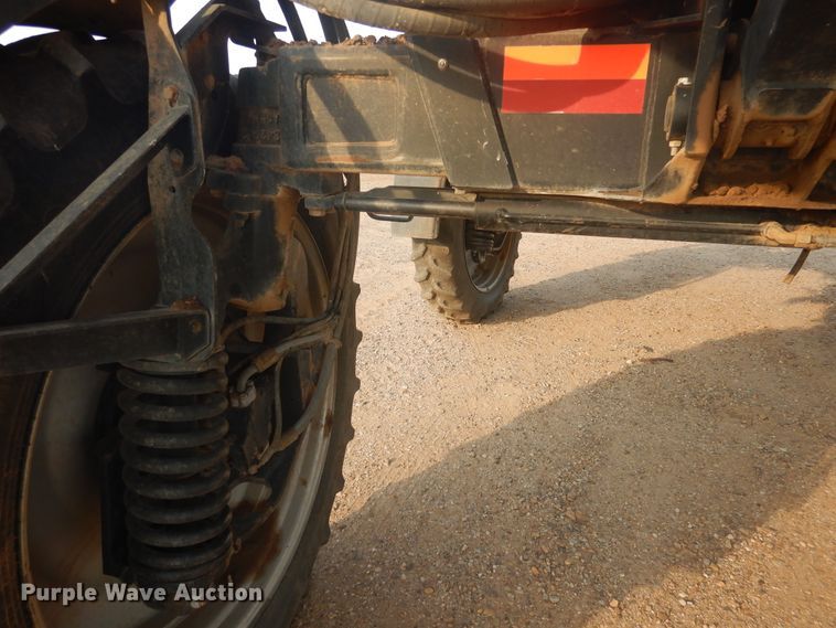 image for item DJ4774 2011 Case IH Patriot 3330  sprayer