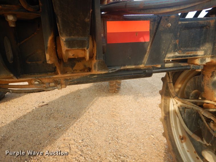 image for item DJ4774 2011 Case IH Patriot 3330  sprayer