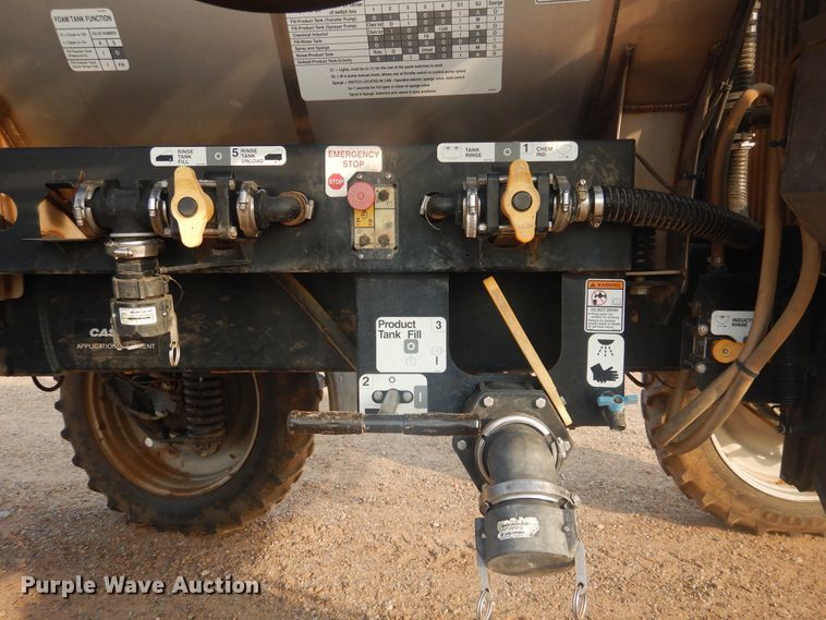 image for item DJ4774 2011 Case IH Patriot 3330  sprayer