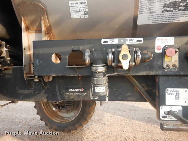 image for item DJ4774 2011 Case IH Patriot 3330  sprayer