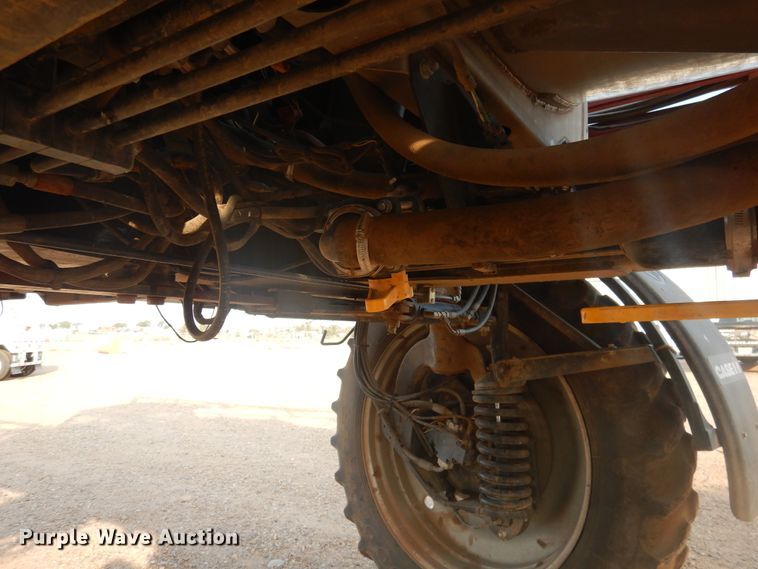 image for item DJ4774 2011 Case IH Patriot 3330  sprayer