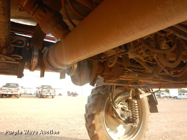 image for item DJ4774 2011 Case IH Patriot 3330  sprayer