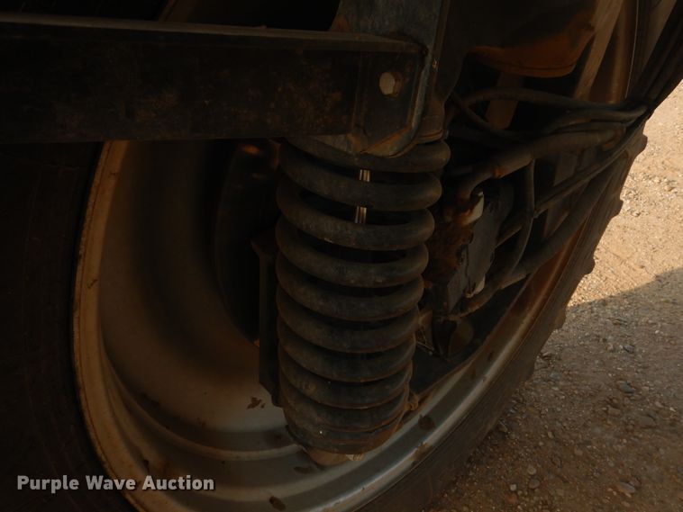 image for item DJ4774 2011 Case IH Patriot 3330  sprayer