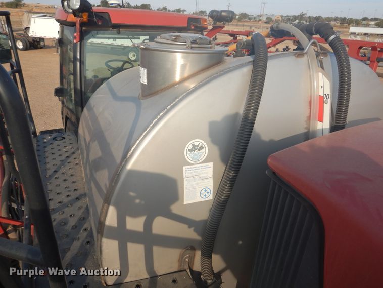 image for item DJ4774 2011 Case IH Patriot 3330  sprayer