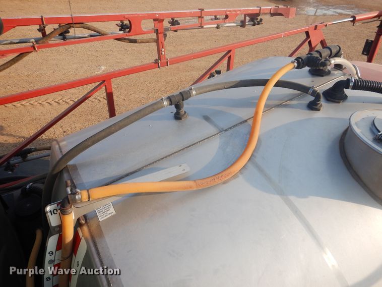 image for item DJ4774 2011 Case IH Patriot 3330  sprayer